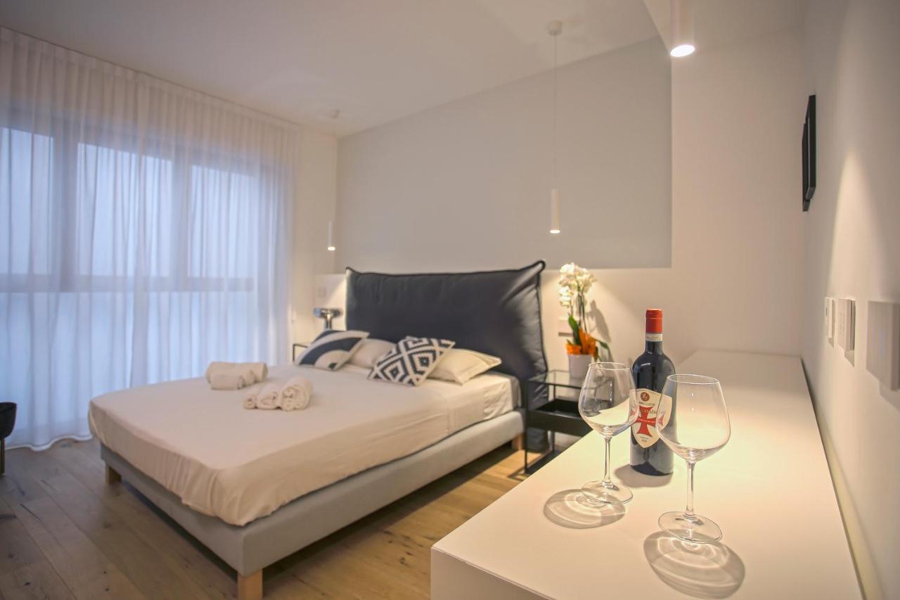 Milan Chic Luxury Apartments-Hosted By Sweetstay Экстерьер фото